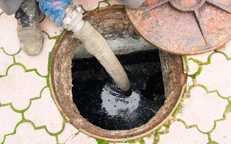 déboucher une canalisation d'eaux usées Villejuif